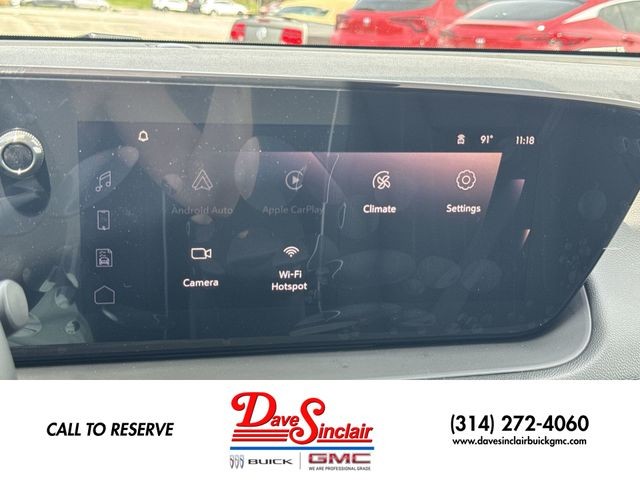Buick Encore GX Vehicle Full-screen Gallery Image 16