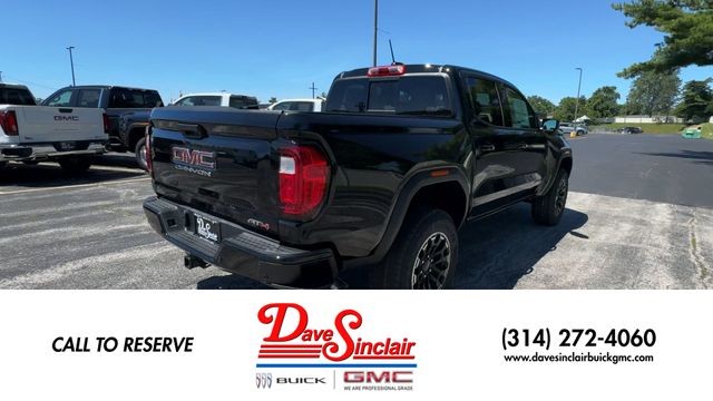 GMC Canyon Vehicle Full-screen Gallery Image 08