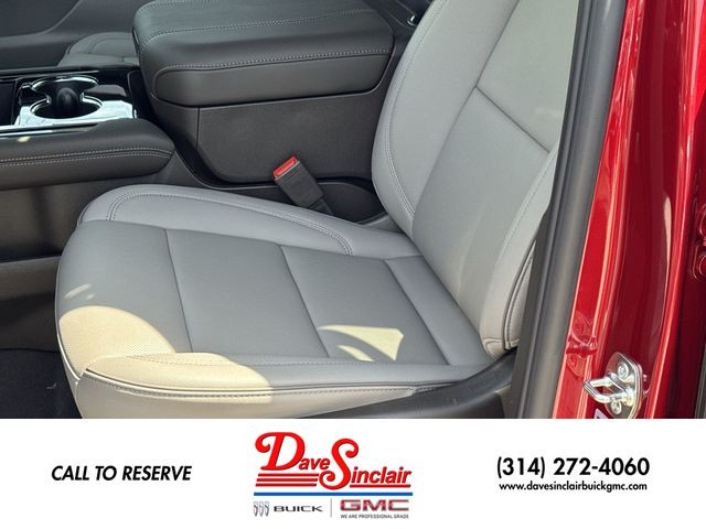 GMC Yukon Vehicle Full-screen Gallery Image 19