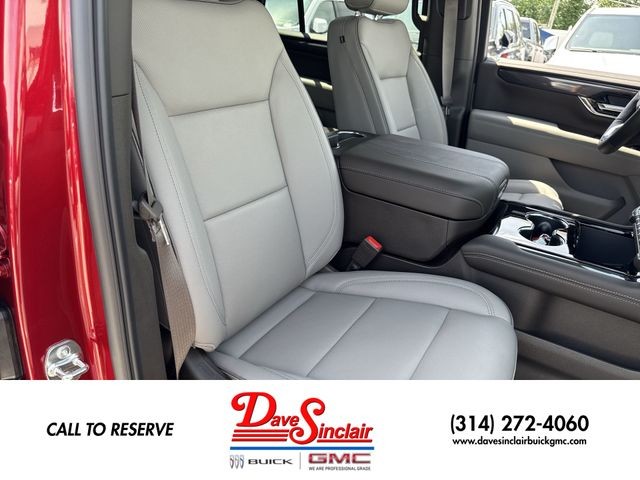 GMC Yukon Vehicle Full-screen Gallery Image 33