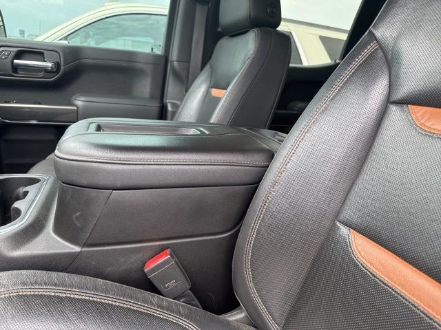 GMC Sierra 1500 Vehicle Full-screen Gallery Image 11