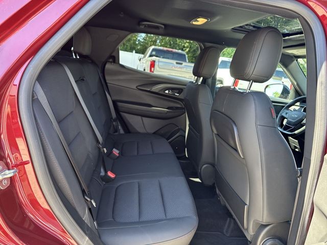 Chevrolet TrailBlazer Vehicle Full-screen Gallery Image 29
