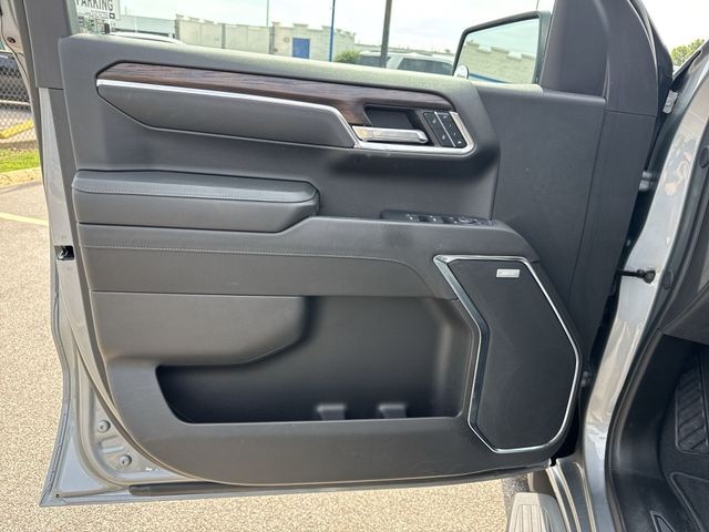GMC Sierra 1500 Vehicle Full-screen Gallery Image 27