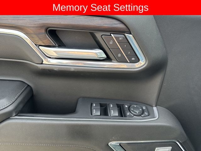 GMC Sierra 1500 Vehicle Full-screen Gallery Image 28