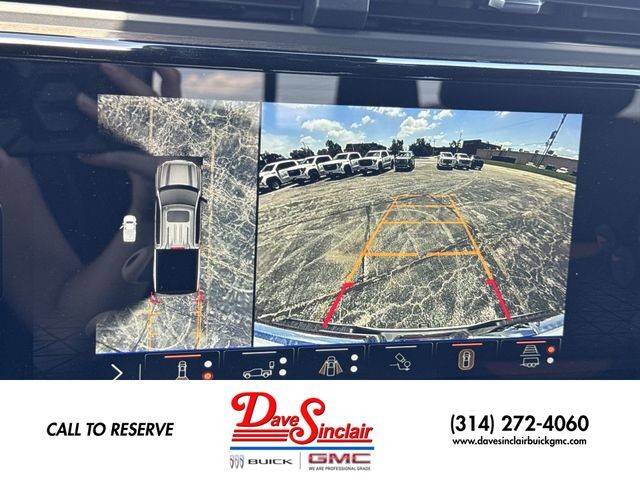 GMC Sierra 1500 Vehicle Full-screen Gallery Image 17