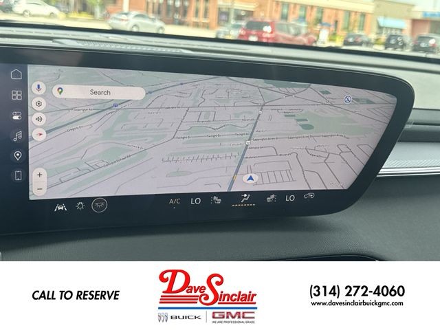 Buick Enclave Vehicle Full-screen Gallery Image 18