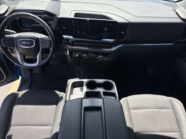 GMC Sierra 1500 Vehicle Full-screen Gallery Image 24