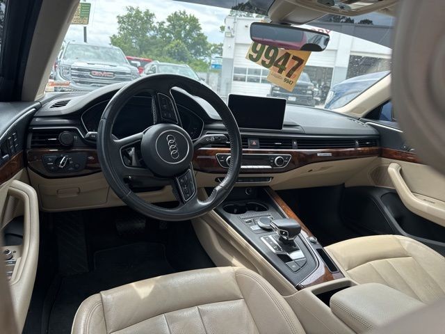 Audi A4 Vehicle Full-screen Gallery Image 07