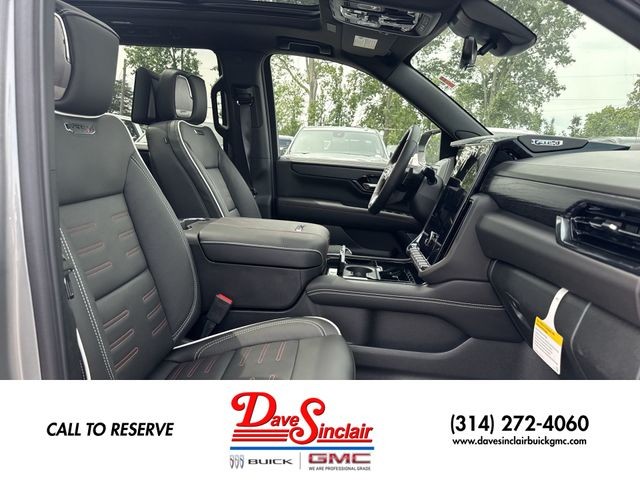 GMC Yukon Vehicle Full-screen Gallery Image 26