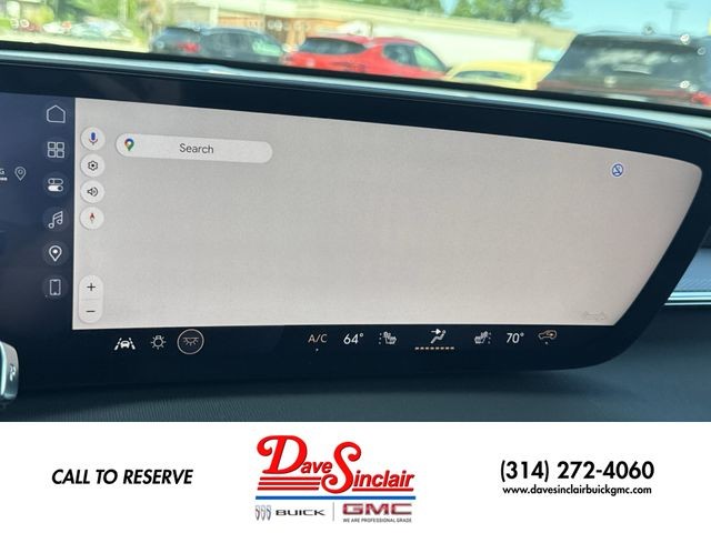 Buick Enclave Vehicle Full-screen Gallery Image 18