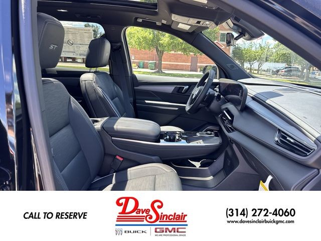 Buick Enclave Vehicle Full-screen Gallery Image 26
