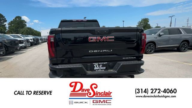 GMC Sierra 3500HD Vehicle Full-screen Gallery Image 07