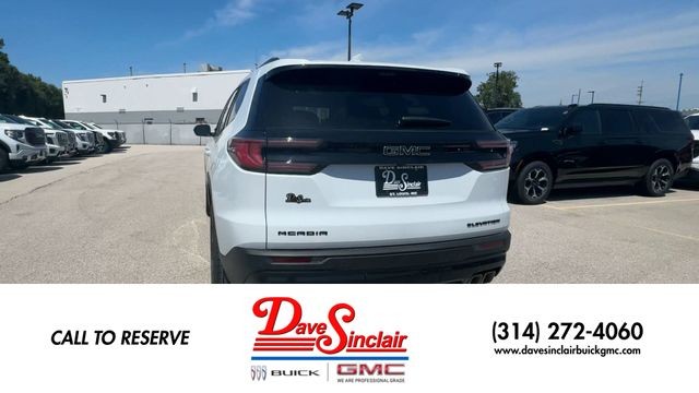 GMC Acadia Vehicle Full-screen Gallery Image 07