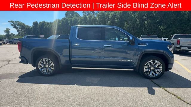 GMC Sierra 1500 Vehicle Full-screen Gallery Image 11