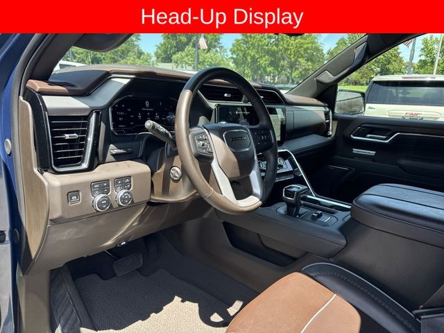 GMC Sierra 1500 Vehicle Full-screen Gallery Image 13