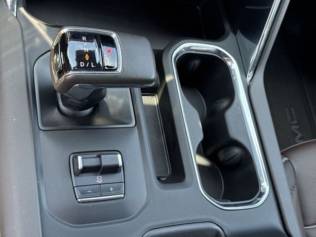 GMC Sierra 1500 Vehicle Full-screen Gallery Image 20