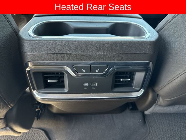GMC Sierra 1500 Vehicle Full-screen Gallery Image 26