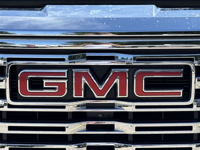GMC Sierra 1500 Vehicle Full-screen Gallery Image 36