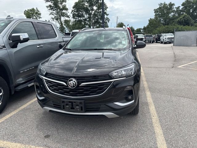 Buick Encore GX Vehicle Full-screen Gallery Image 03