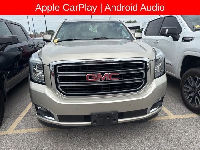 GMC Yukon Vehicle Full-screen Gallery Image 05