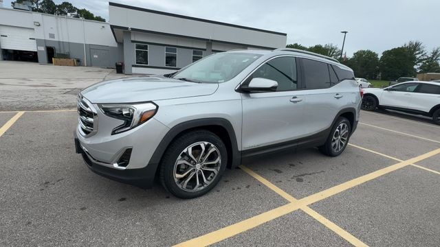 GMC Terrain Vehicle Full-screen Gallery Image 05