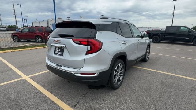 GMC Terrain Vehicle Full-screen Gallery Image 10