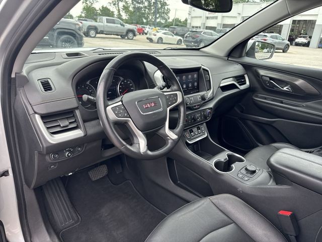 GMC Terrain Vehicle Full-screen Gallery Image 13