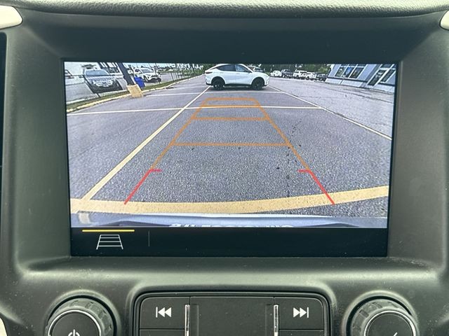 GMC Terrain Vehicle Full-screen Gallery Image 18