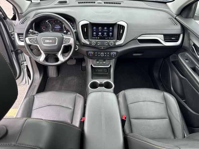 GMC Terrain Vehicle Full-screen Gallery Image 24