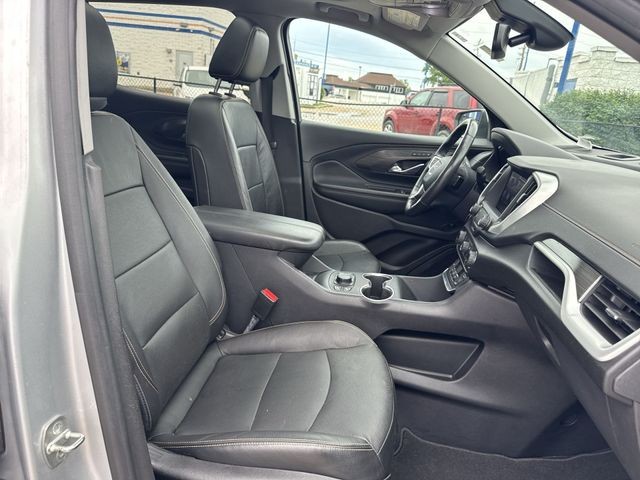 GMC Terrain Vehicle Full-screen Gallery Image 31