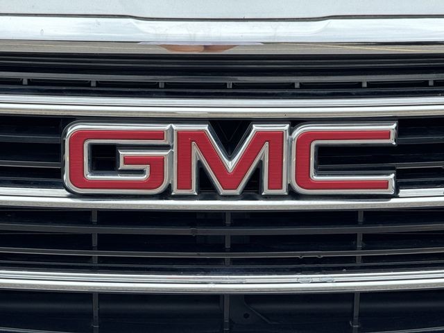 GMC Terrain Vehicle Full-screen Gallery Image 34