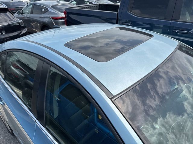 Chevrolet Cruze Vehicle Full-screen Gallery Image 11