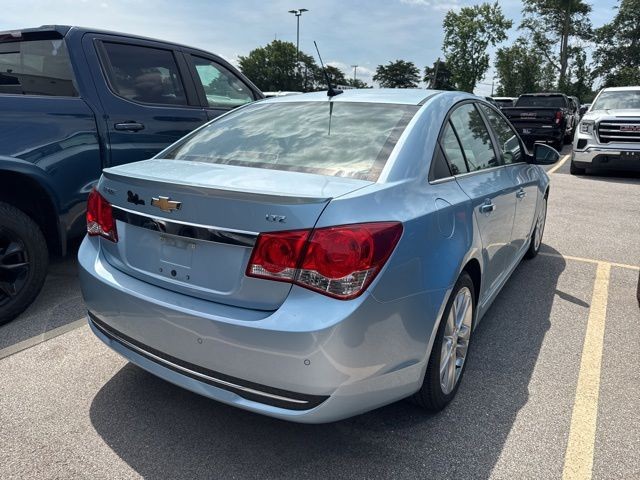 Chevrolet Cruze Vehicle Full-screen Gallery Image 13
