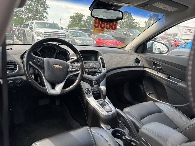 Chevrolet Cruze Vehicle Full-screen Gallery Image 17