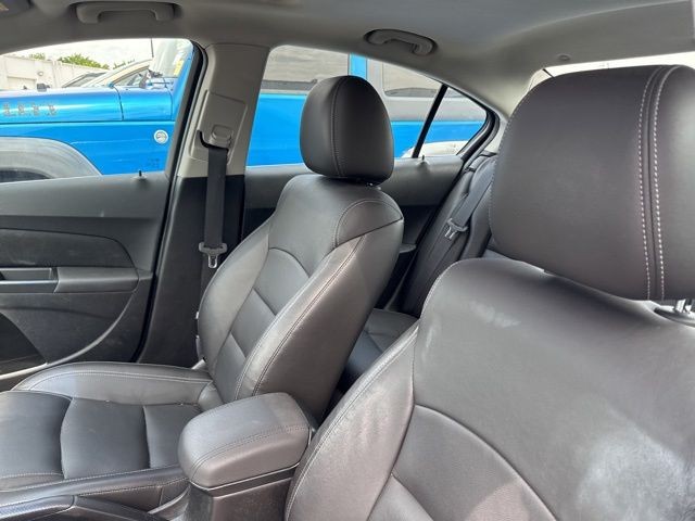 Chevrolet Cruze Vehicle Full-screen Gallery Image 19