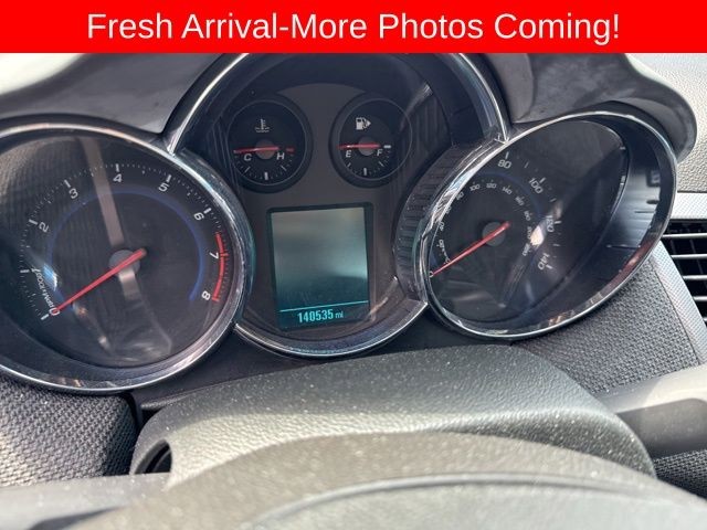 Chevrolet Cruze Vehicle Full-screen Gallery Image 20