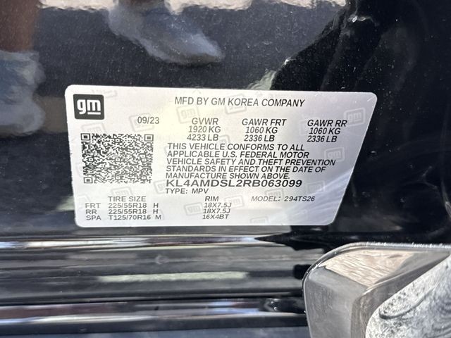 Buick Encore GX Vehicle Full-screen Gallery Image 35