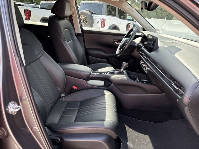 Honda HR-V Vehicle Full-screen Gallery Image 30