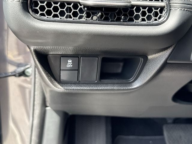 Honda HR-V Vehicle Full-screen Gallery Image 37
