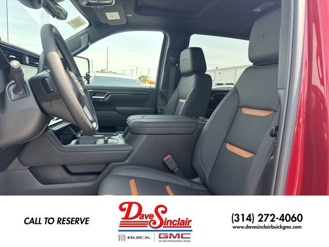GMC Sierra 2500HD Vehicle Full-screen Gallery Image 11