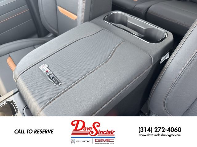 GMC Sierra 2500HD Vehicle Full-screen Gallery Image 21