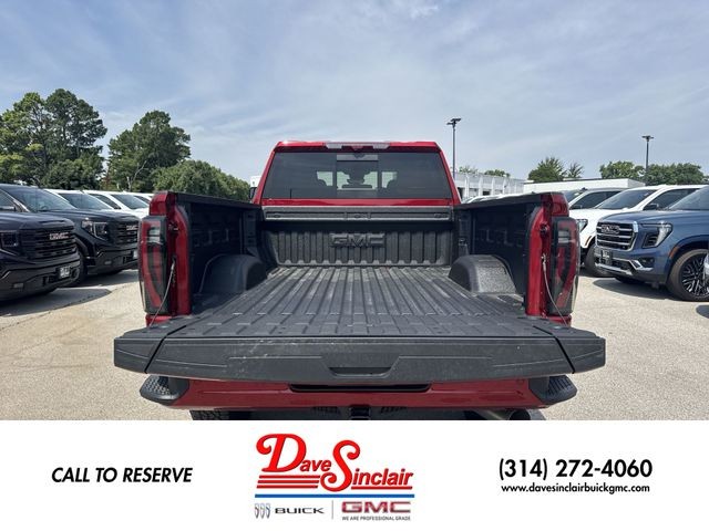 GMC Sierra 2500HD Vehicle Full-screen Gallery Image 24