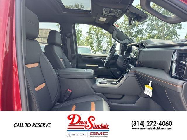 GMC Sierra 2500HD Vehicle Full-screen Gallery Image 25