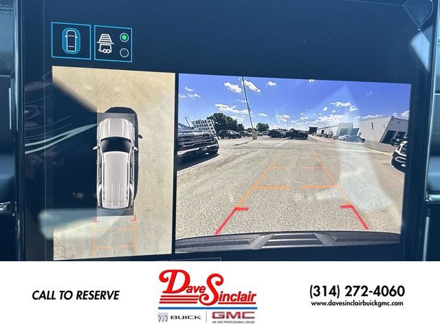 GMC Yukon Vehicle Full-screen Gallery Image 17