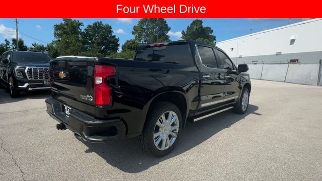 Chevrolet Silverado 1500 Vehicle Full-screen Gallery Image 10