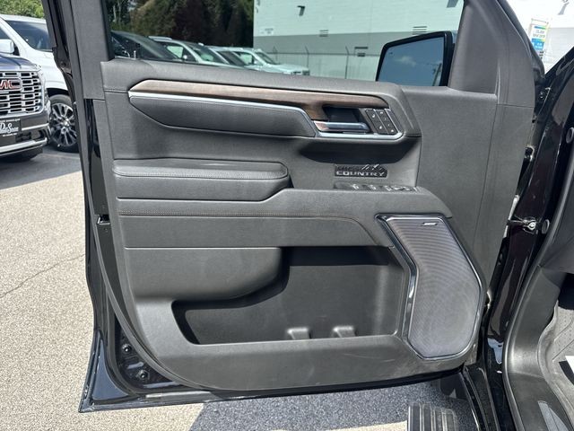 Chevrolet Silverado 1500 Vehicle Full-screen Gallery Image 27