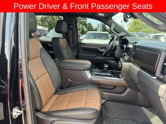 Chevrolet Silverado 1500 Vehicle Full-screen Gallery Image 33