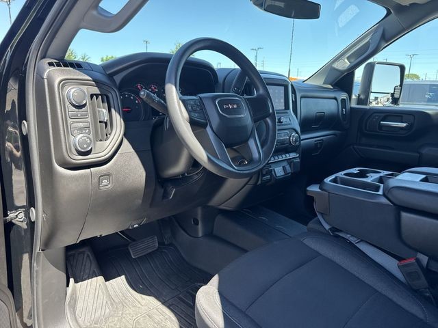 GMC Sierra 2500HD Vehicle Full-screen Gallery Image 13