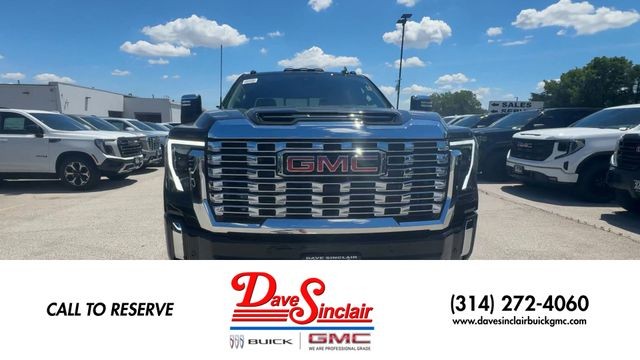 GMC Sierra 3500HD Vehicle Full-screen Gallery Image 03