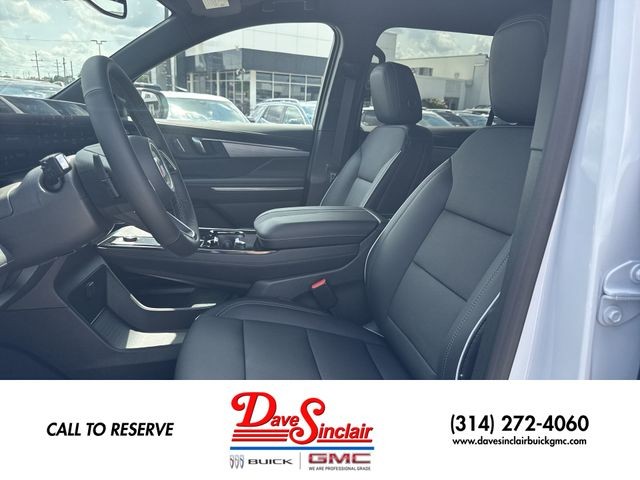 Buick Enclave Vehicle Full-screen Gallery Image 11